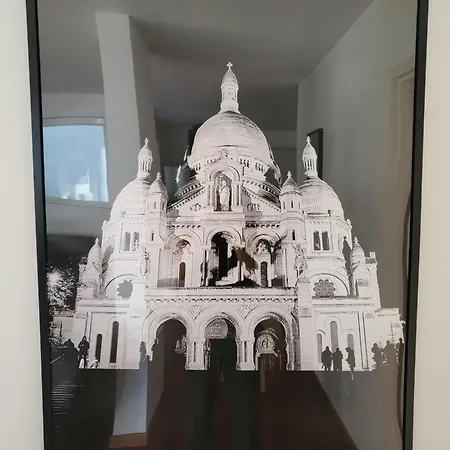 Apartment Montmartre Chic